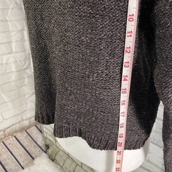 EVELYN TAYLOR Black Mock Neck Sweater Small - Picture 11 of 12